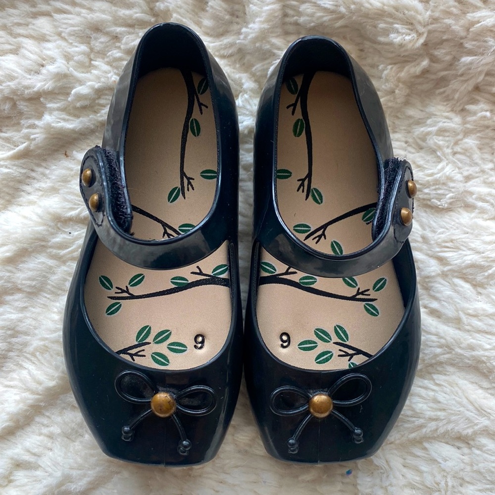 Mini Melissa Black Shoes size 6
